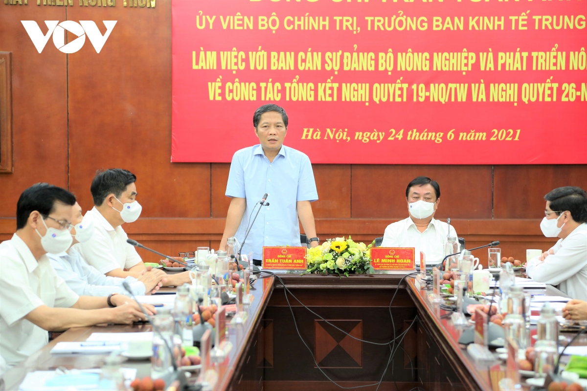 Ủy viên Bộ Chính trị Trần Tuấn Anh làm việc với Bộ Nông nghiệp và Phát triển nông thôn